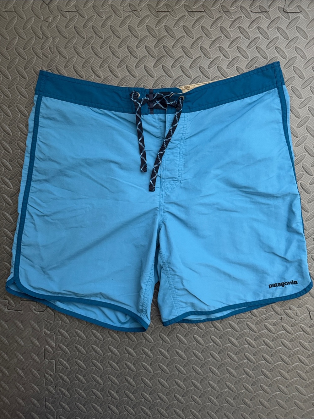Patagonia Light Blue Board Shorts with Blue Trim Sz 36